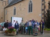 Baliseurs et élus prêts à oeuvrer pour les chemins de randonnée.