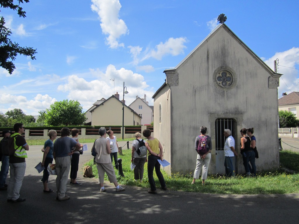 Chapelle de l'Epau, construite à la limite des terres fermes et du marécage...